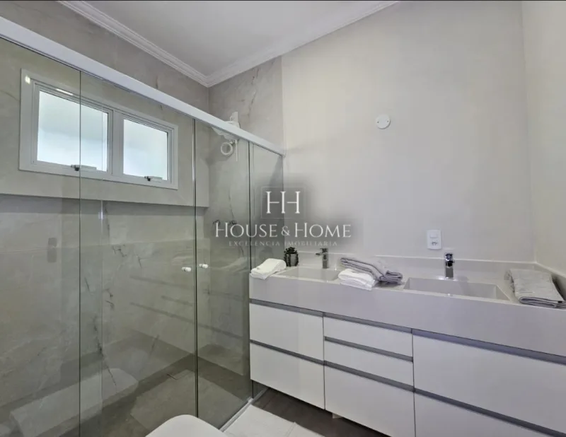 Casa à venda com 3 suites - Condominio Vila Romana em Indaiatuba/SP