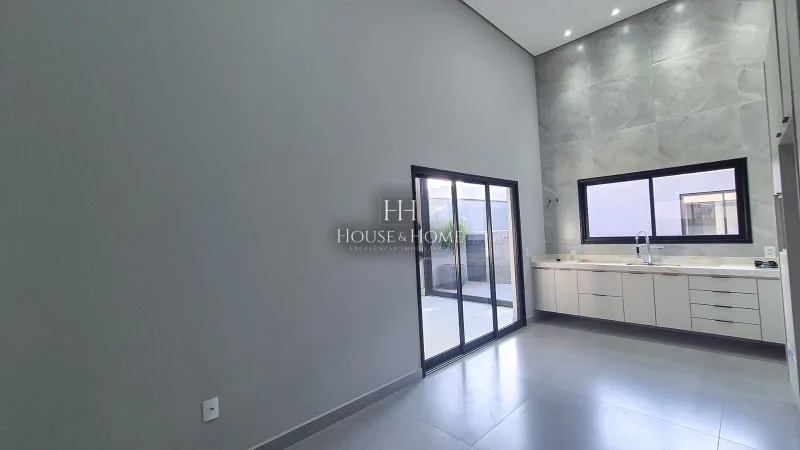 Casa à venda com 3 suites, picina em Indaiatuba /SP