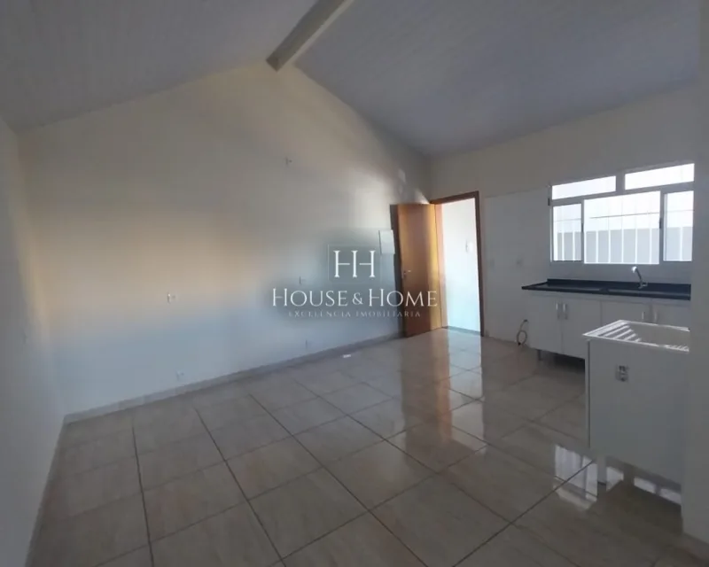 Casa pronta com opção de segundo Imóvel em piso superior para locação