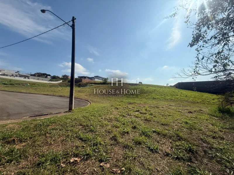 Terreno à Venda no condomínio Quintas da Terracota em Indaiatuba/SP com 1298 metros.