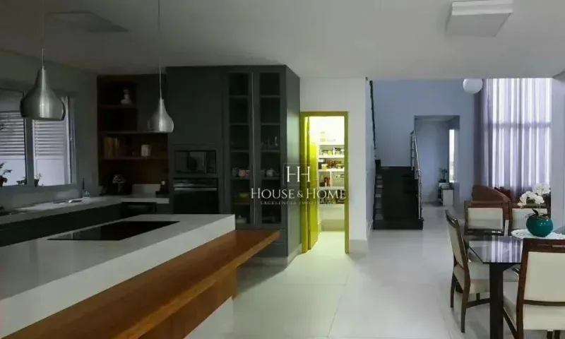 Casa com 3 dormitórios à venda, 248 m² por R$ 2.290.000,00 - Jardim Residencial Dona Maria