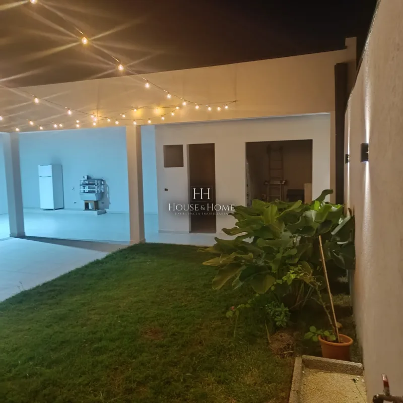 Casa à venda em Salto/SP 3 quartos 1 suite