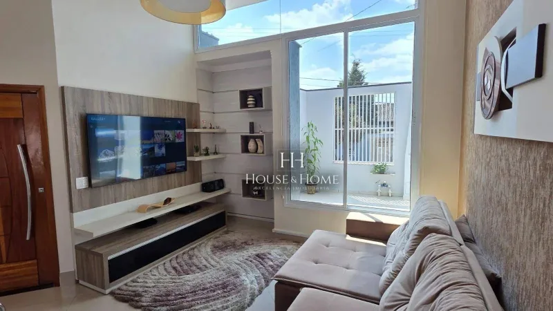 Casa Térrea, com Piscina á Venda 3 Suítes, no bairro Jd. Europa II, em Indaiatuba/SP.