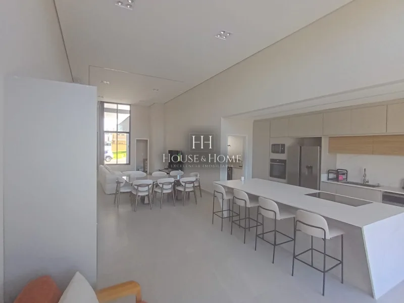 Casa Térrea com 3 quartos sendo 3 suítes  - Condomínio Sapezal Indaiatuba SP