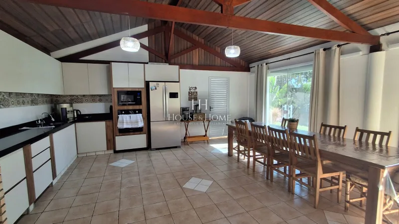 Chácara Terras de Itaici 3 casas com porteira Fechada!!