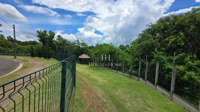 Casa à Venda 3 quartos sendo 3 suítes Jardins Di Roma