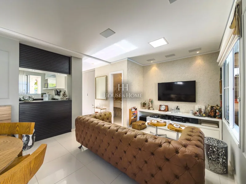 Casa Sobrado à venda 3 quartos / 1 suite com Piscina - Cond. Casa Bela em Indaiatuba/SP