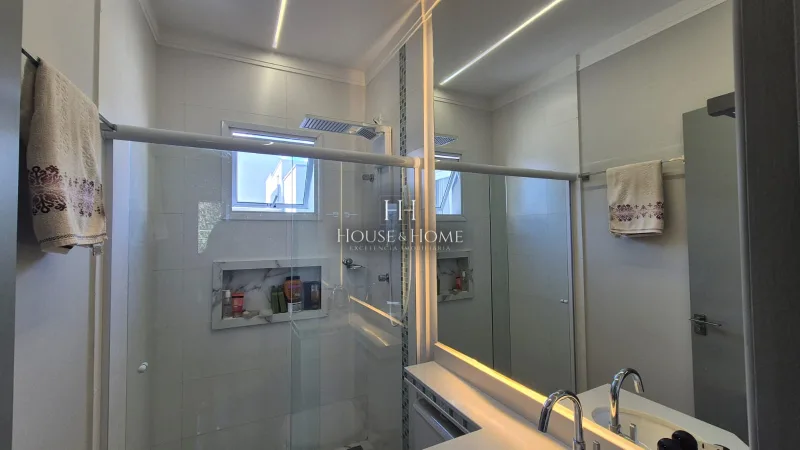 Casa Sobrado à venda com 3 suites, Spa - Cond. Montreal em Indaiatuba/SP