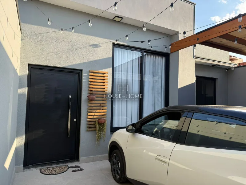 Casa à venda com 2 quartos em Indaiatuba/SP