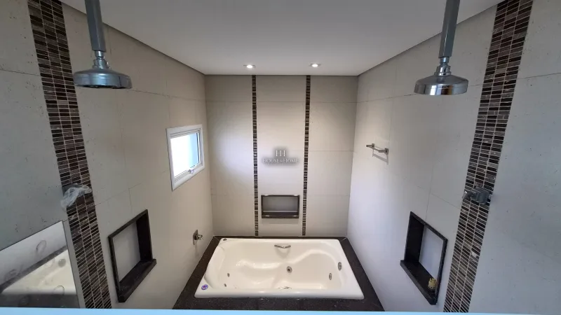 Casa para locação com 4 quartos em Indaiatuba/SP