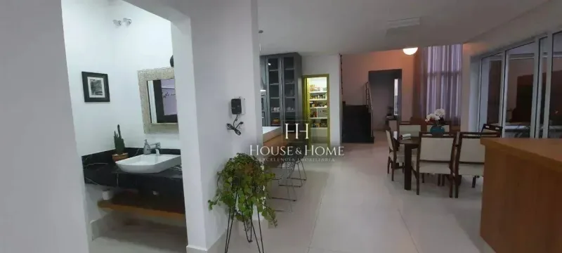 Casa com 3 dormitórios à venda, 248 m² por R$ 2.290.000,00 - Jardim Residencial Dona Maria