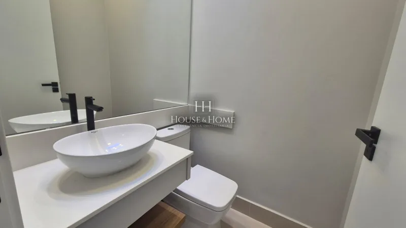 Casa Nova à venda 3 suites 160m constr. - Cond. Evidencias em São Paulo/SP