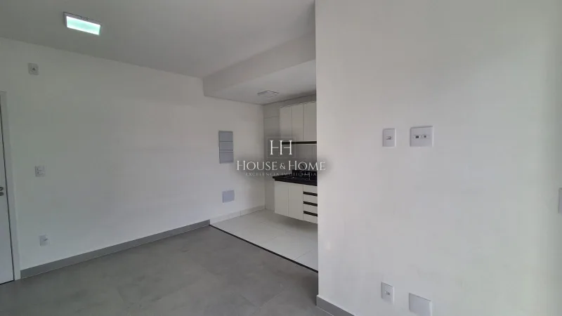 Apartamento para locação - 2 suites - Lavabo - 2 vagas cobertas - Jardim Santa em Indaiatu