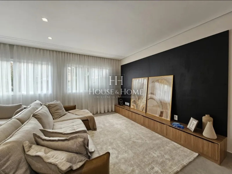 Casa à venda com 3 suites - Condominio Vila Romana em Indaiatuba/SP