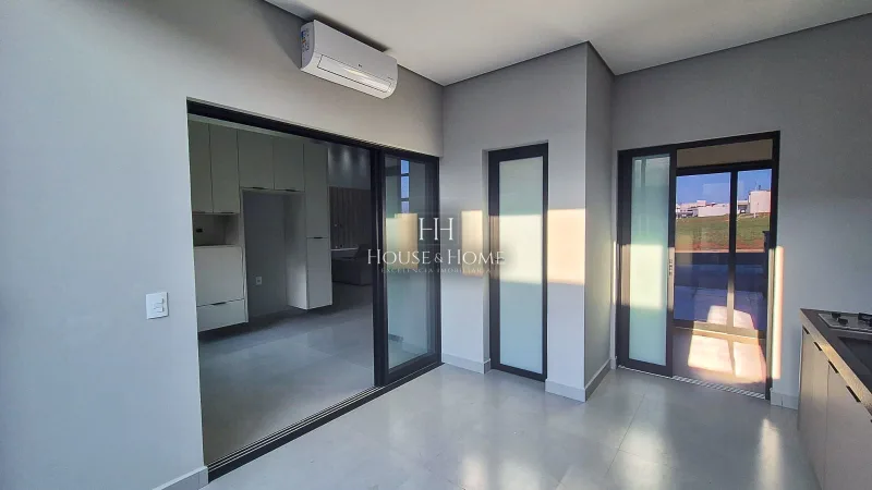 Casa à venda com 3 suites, picina em Indaiatuba /SP