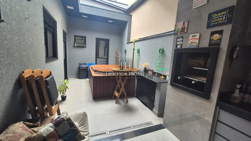 Casa à venda 105m² -PORTEIRA FECHADA - 3 quartos 1 suite - Spa - Vila Ytu - Jd dos Imperio
