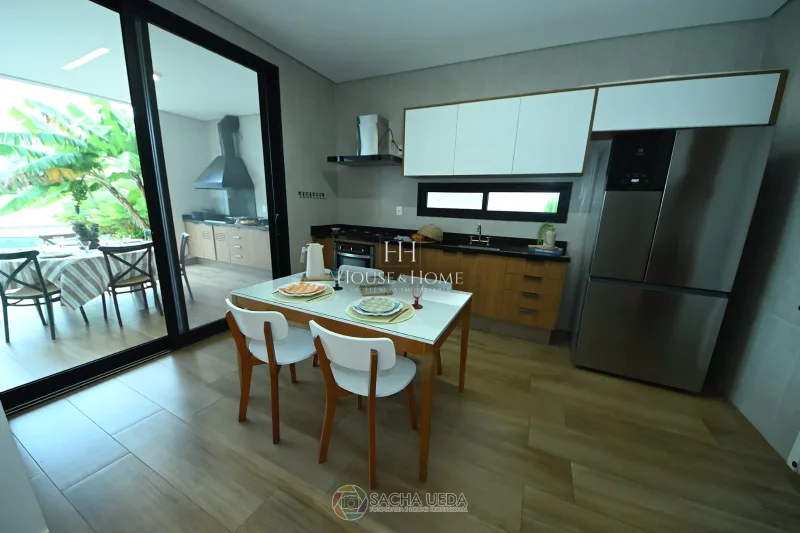 Casa sobrado à venda 4 suites + Escritório Cond. Helvetia Park em Indaiatuba/SP