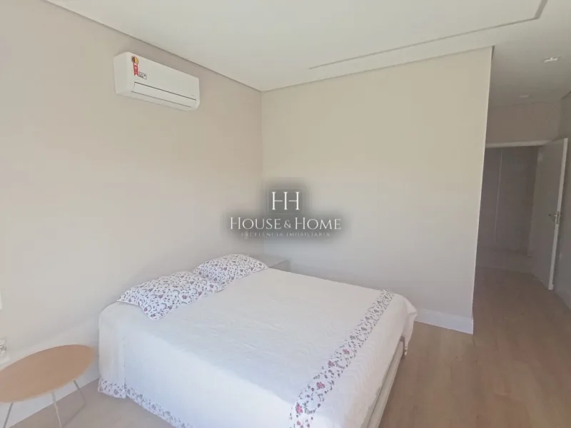 Casa Térrea com 3 quartos sendo 3 suítes  - Condomínio Sapezal Indaiatuba SP