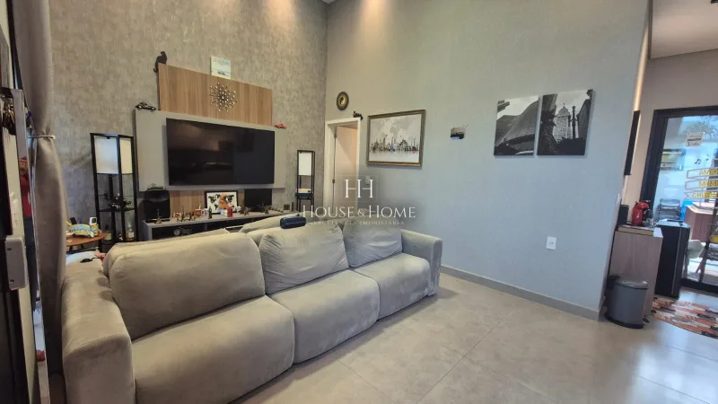 Casa à venda 105m² -PORTEIRA FECHADA - 3 quartos 1 suite - Spa - Vila Ytu - Jd dos Imperio