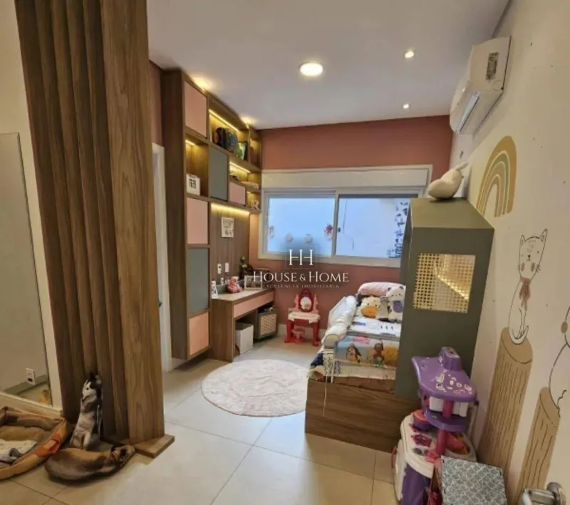 Casa Térrea - 4 quartos / suites - Condominio Maria José - Esplanada
