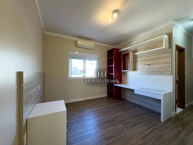 Casa com 3 dormitórios à venda, 295 m² por R$ 2.190.000,00 - Jardim Residencial Dona Lucil