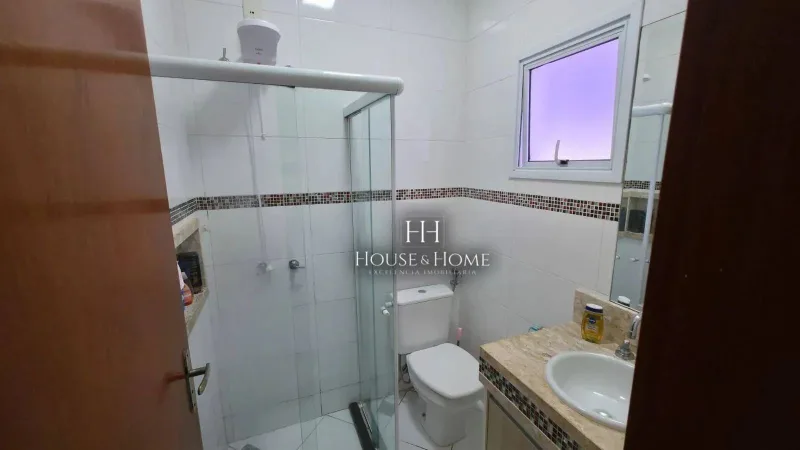 Casa Térrea, com Piscina á Venda 3 Suítes, no bairro Jd. Europa II, em Indaiatuba/SP.