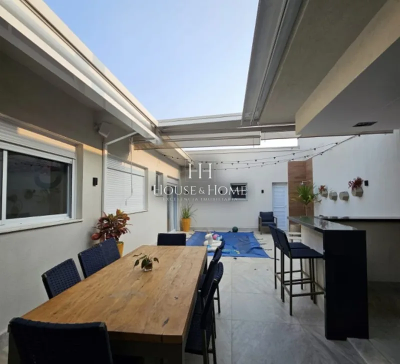 Casa à venda 4suites - Cond. Maria José em Indaiatuba/SP