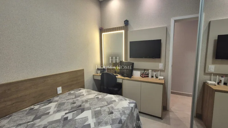 Casa à venda 105m² -PORTEIRA FECHADA - 3 quartos 1 suite - Spa - Vila Ytu - Jd dos Imperio