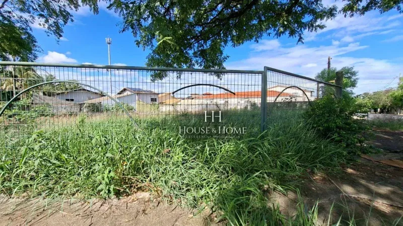 Terreno á Venda, medindo 574,91 m². Boa Topografia, Plano , no bairro Chácara Areal, em In