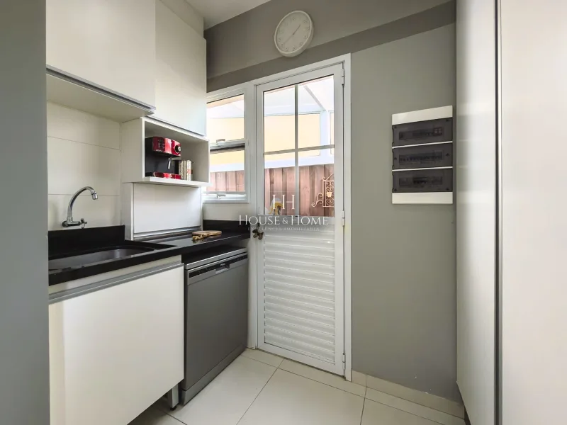 Casa Sobrado à venda 3 quartos / 1 suite com Piscina - Cond. Casa Bela em Indaiatuba/SP