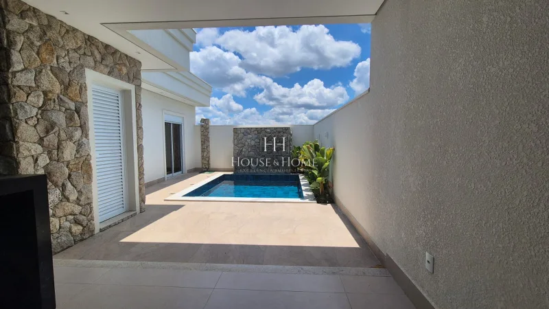 Casa à venda - 3 suites - Piscina - Cond. Dona Maria Candida em Indaiatuba/SP