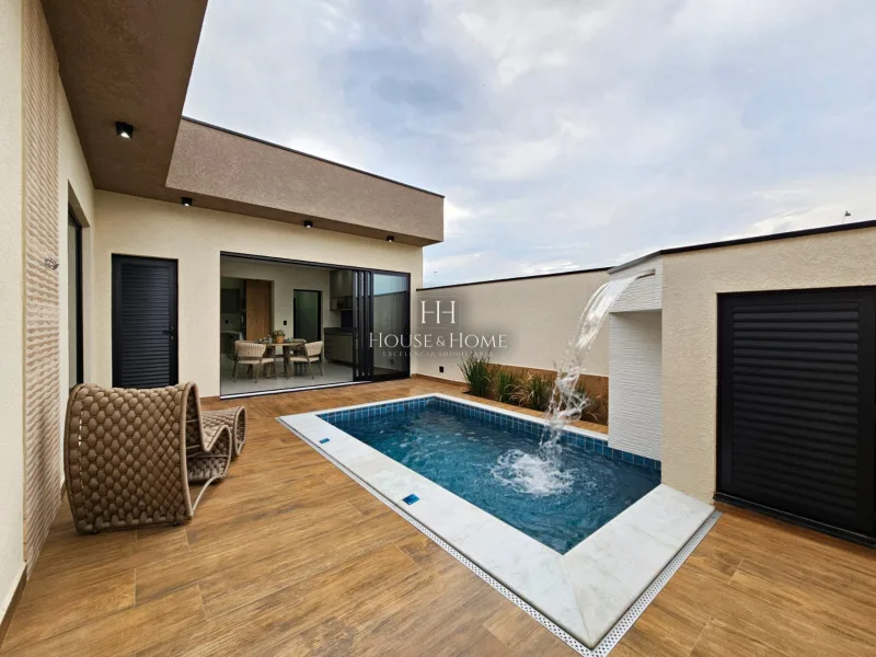 Casa à venda 3 suites - Piscina - }Cond. Dona Maria Candida em Indaiatuba/SP