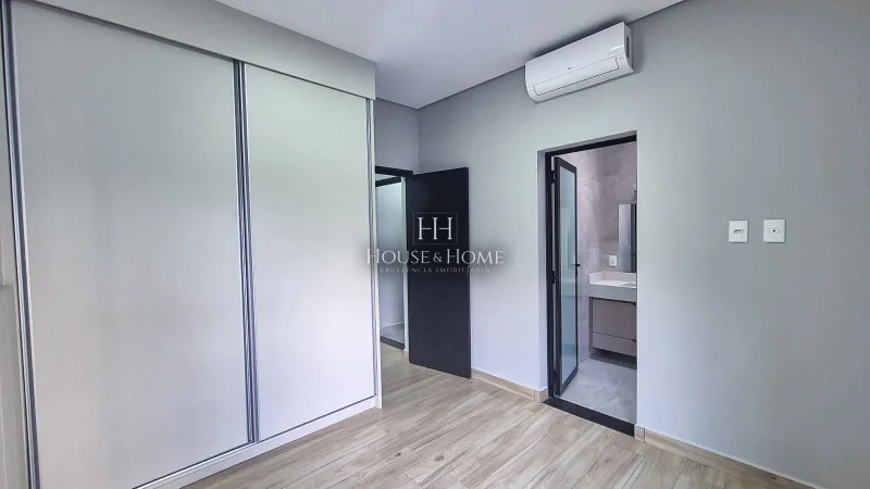 Casa à venda com 3 suites, picina em Indaiatuba /SP