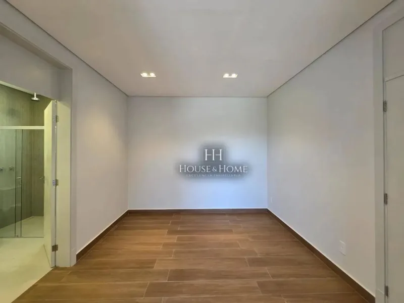 Casa com 4 dormitórios à venda, 420 m² por R$ 5.900.000,00 - Condomínio Villa Dos Pinheiro
