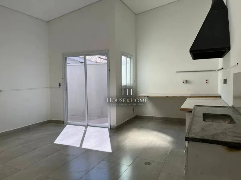 Casa á Venda Comercial no bairro Jd. Pau Preto em Indaiatuba/SP. Bairro aberto próximo do 