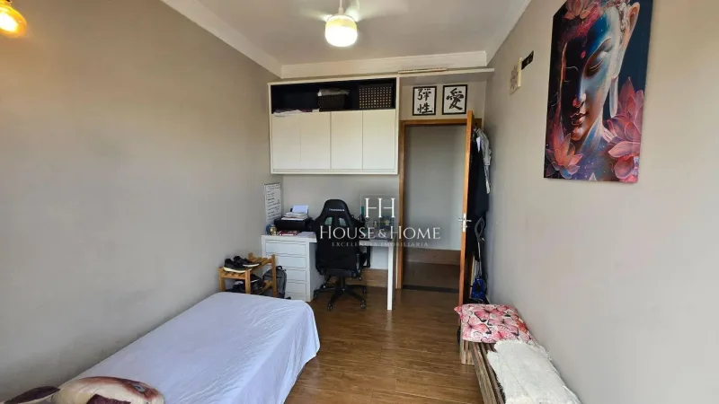 Casa á Venda Villa Rica 3 quartos sendo 1 com suíte, Piscina
