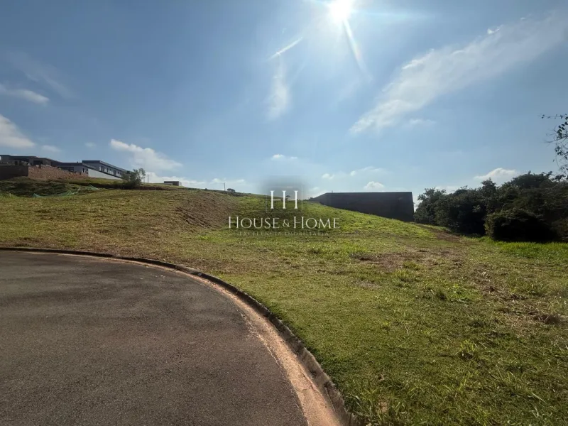 Terreno à Venda no condomínio Quintas da Terracota em Indaiatuba/SP com 1298 metros.