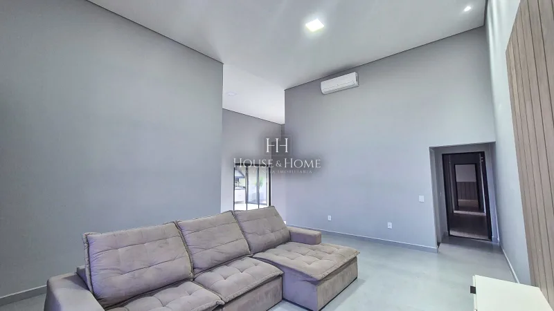 Casa à venda com 3 suites, picina em Indaiatuba /SP