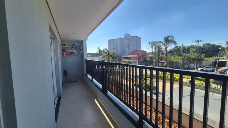 Apartamento Venda -2 quartos 2 vagas cobertas Condominio Vila Bela - Jd. Santa Cruz - Inda
