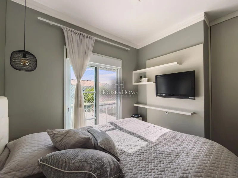 Casa Sobrado à venda 3 quartos / 1 suite com Piscina - Cond. Casa Bela em Indaiatuba/SP