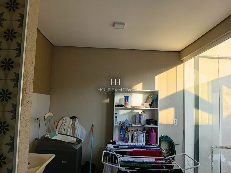 Casa à venda com 2 quartos em Indaiatuba/SP