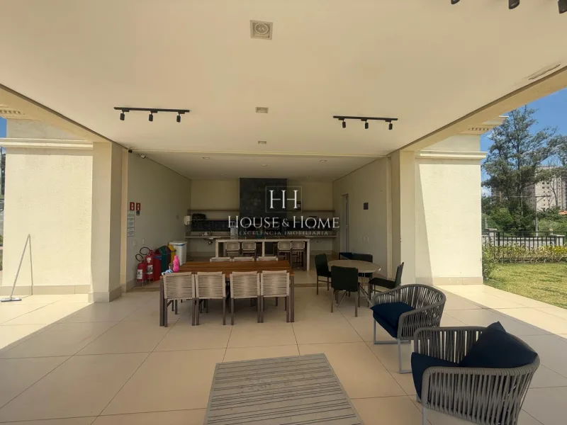 Casa à venda com 429,15m² com 4 suítes no condomínio Vila dos Pinheiros em Indaiatuba/SP.