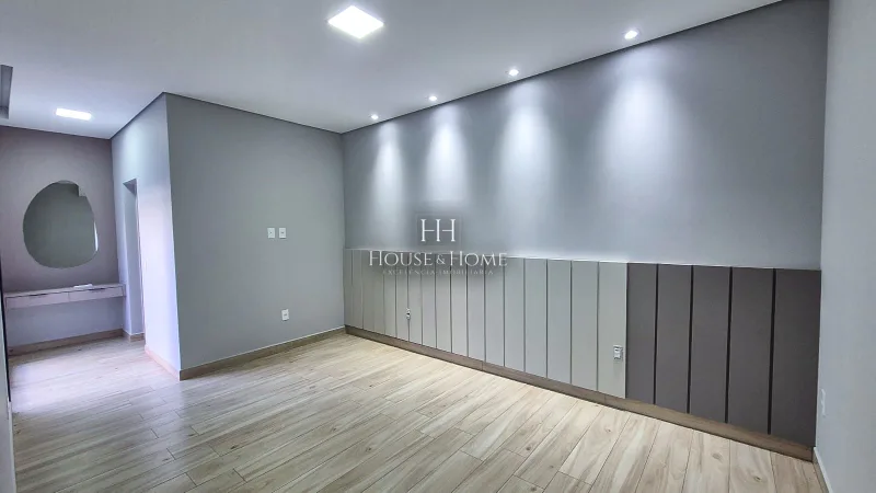 Casa à venda com 3 suites, picina em Indaiatuba /SP
