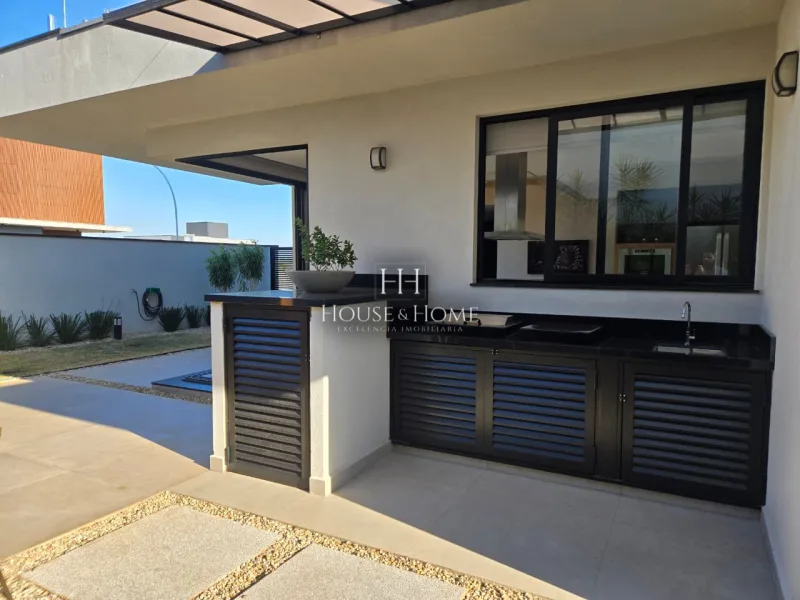 Casa Sobrado à venda 3 suites - Condominio Dona Maria Jose em Indaiatuba/SP