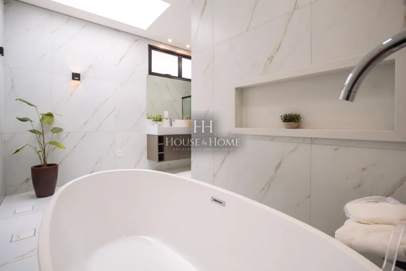 Casa Sobrado 3 suites - 328m² cond. Helvetia Park à venda em Indaiatuba/SP