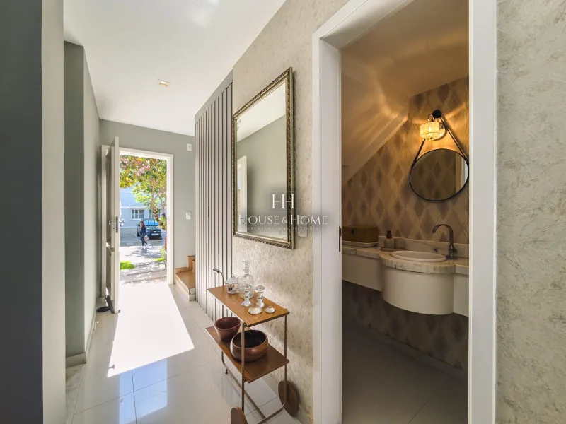 Casa Sobrado à venda 3 quartos / 1 suite com Piscina - Cond. Casa Bela em Indaiatuba/SP