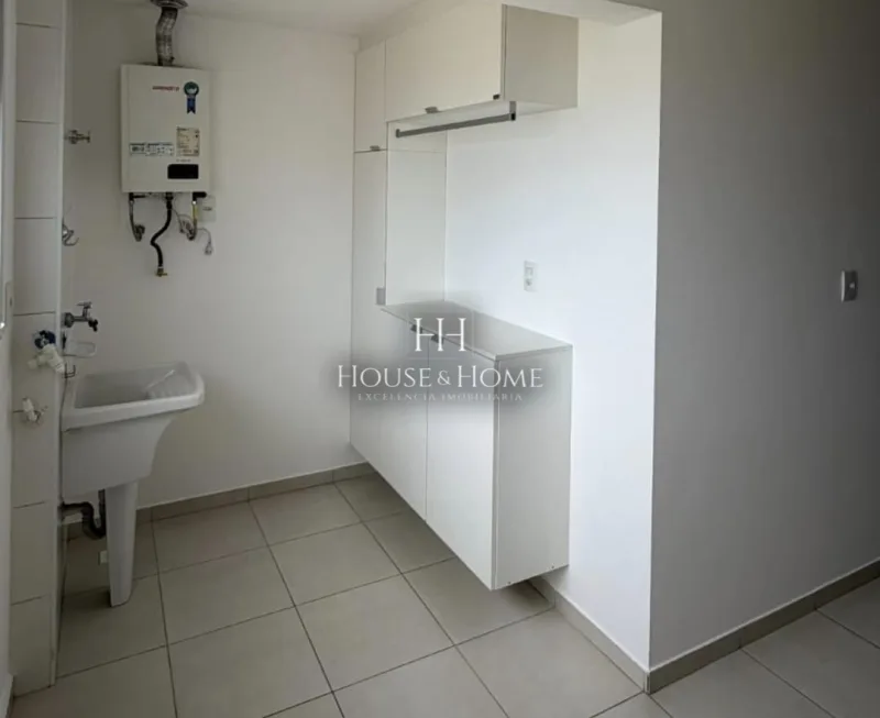Apartamento à venda com 3 quartos - Ed. Winds - V. Almeida - Indaiatuba/SP